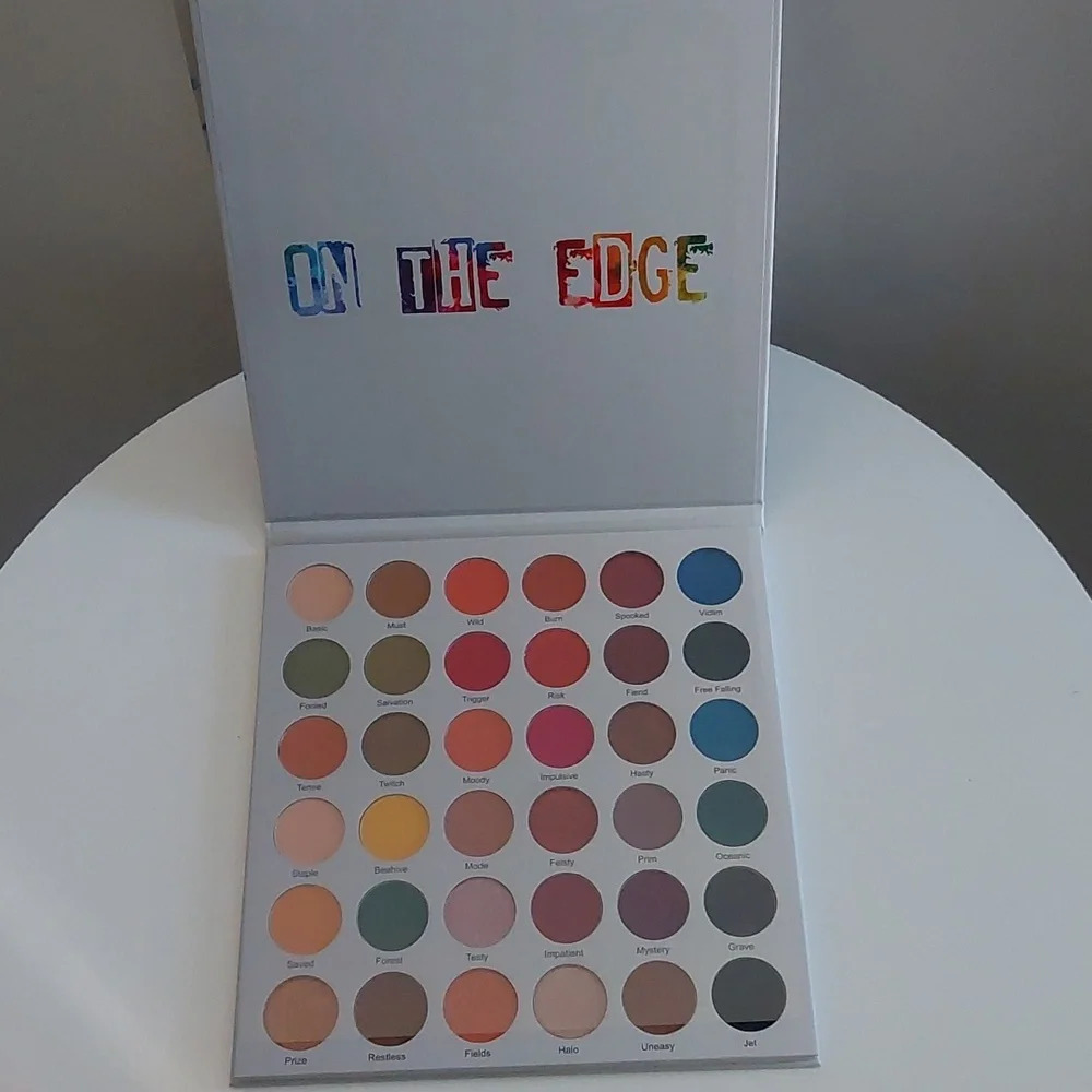 Lurella On The Edge Full size Eye Shadow Pallette New and sealed